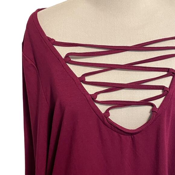 Torrid Berry Romance Lattice Tee Womens Size 2X Relaxed Soft Knit Pullover Top - Picture 3 of 11